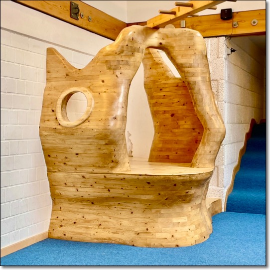 tischlerei_hamburg_holzwerkstatt_kaesebier_spielpodest_bewegungsbaustelle_bewegungsparcour_bewegungs_kita _bewegungsraum_tischler_hamburg_kitapodest-2.jpg